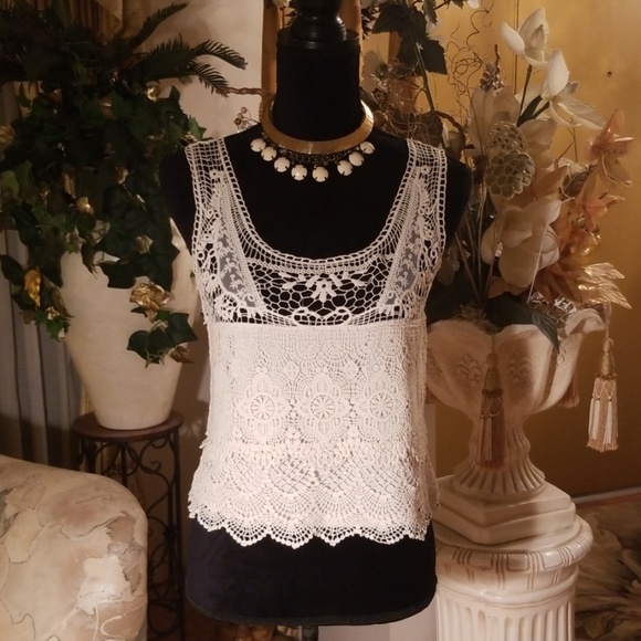 Pinky Tops - Pinky Lace Top